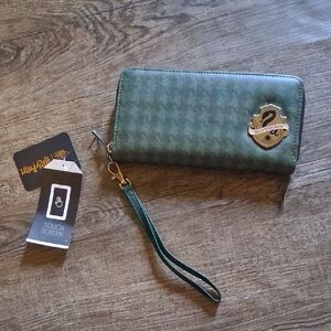 Harry Potter Slytherin Wristlet Wallet